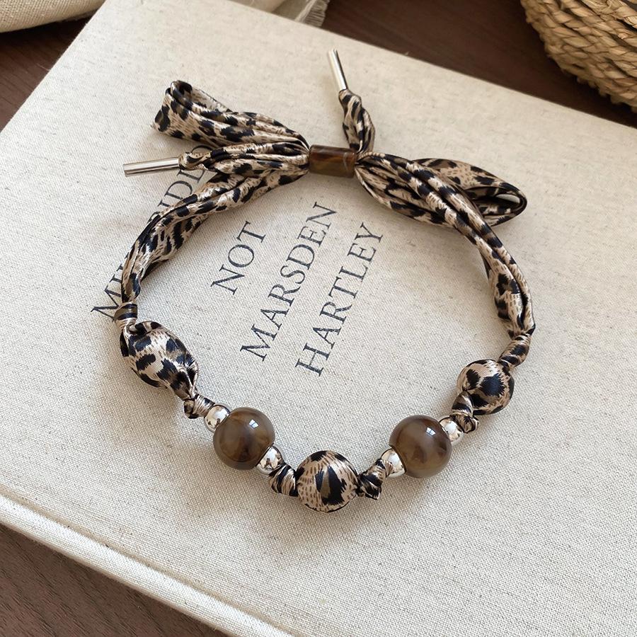 Retro Ceramic Glazed Stone Heart Pendant Necklace - Elegant Fashion for Women