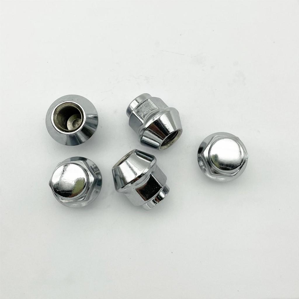 Dongfeng Fengguang 330 and Jinbei Little Sea Lion Wheel Hub Lug Nuts and Bolts