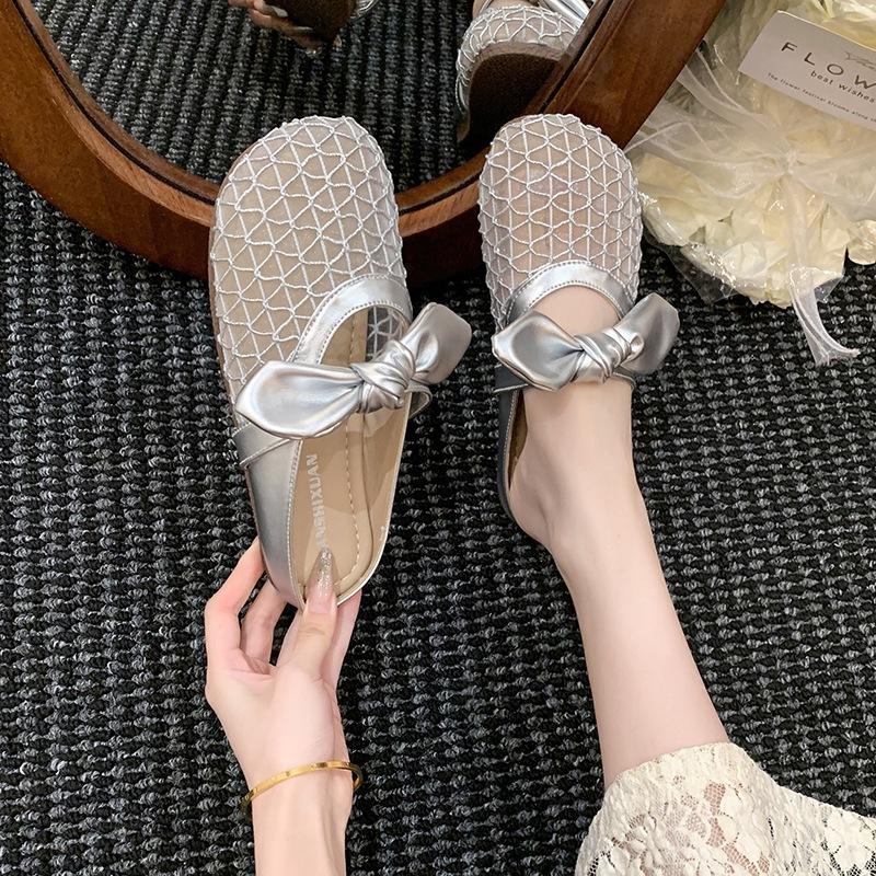 

Сетчатая плетеная сумка, голова, прохладные тапочки, женская летняя обувь 2025 новинка с юбкой, дышащие, модные с бантом, полутапочки 39 серебряный