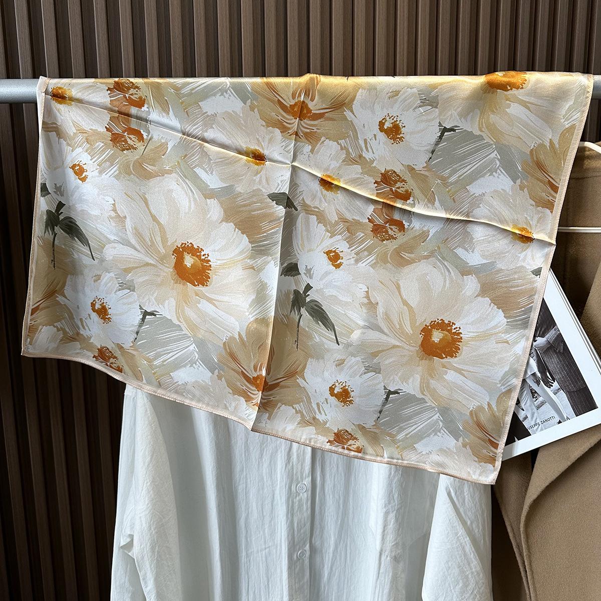 100% silk silk scarf feminine yellow temperament versatile silk 70cm square scarf fashion scarf small scarf 65*65cm