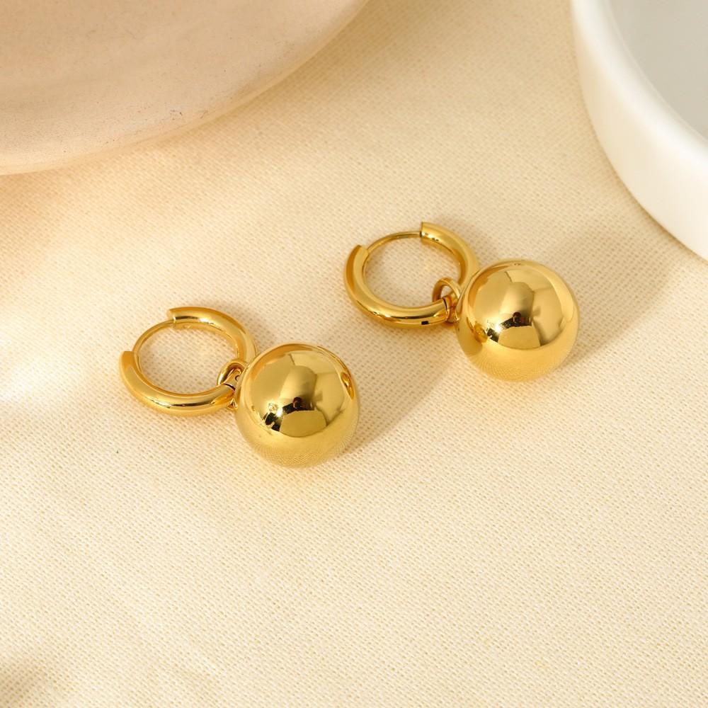 European and American ins light luxury high-end gold ball pendant earrings plated 18k gold stainless steel fashion earrings earrings women