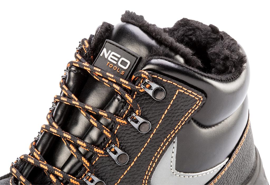 S3 SRC insulated work boots, steel toe cap and insole, size 42