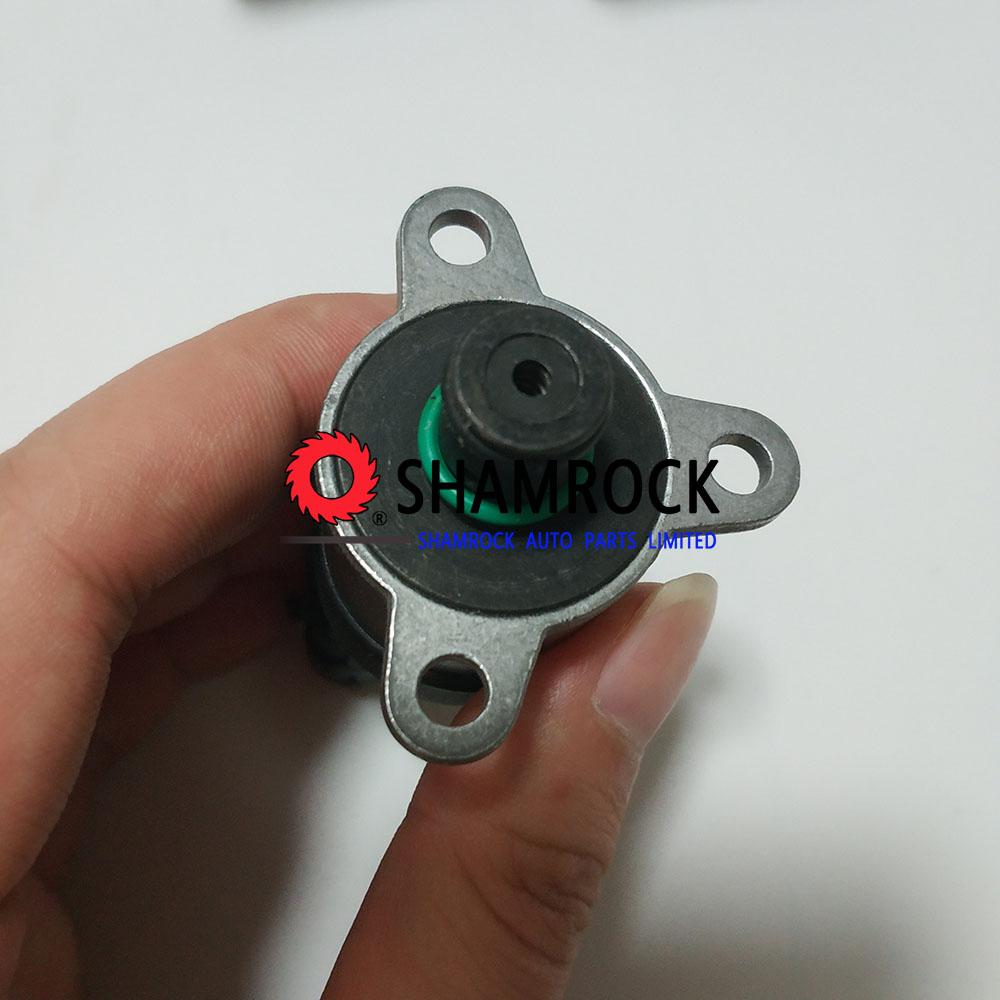 original Fuel Pressure Regulator Metering Valve OEM 0928400617/0928400627/0928400473 /0928400484 for fford focus vvolvo Ppeugeot