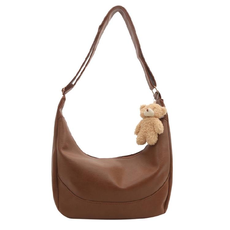 Spacious PU Shoulder Bag Fashionable Sling Crossbody Bag for Everyday Use