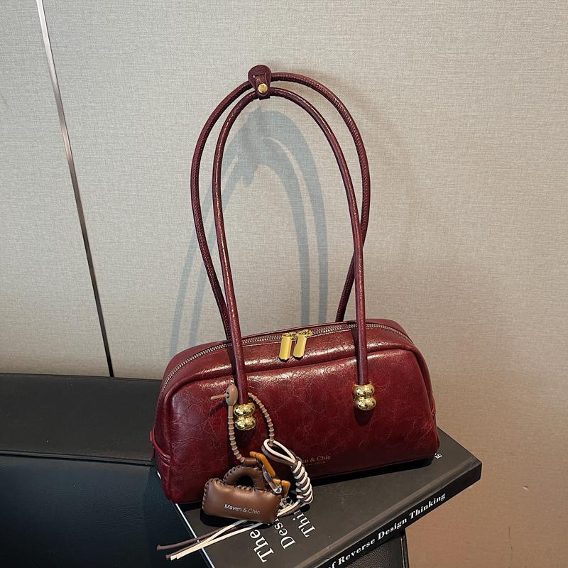 New Fashion Ladies Shoulder Bag with Long Strap Pillow Design Commuter Bag Women's Stylish Handbag for Daily Use