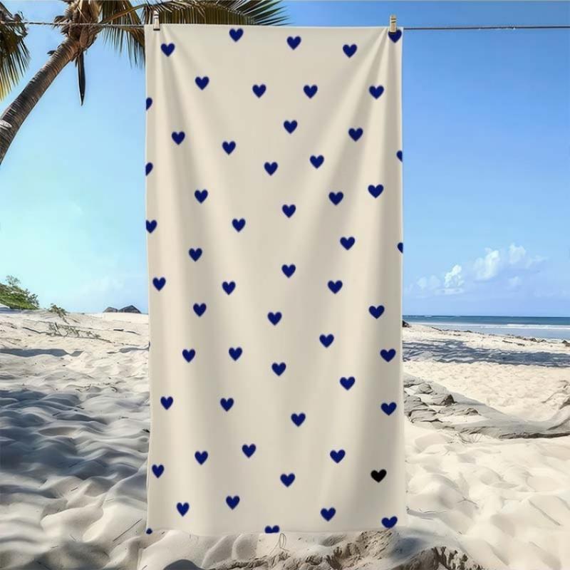 

Blue Heart Background Pattern Beach Towel, Super Absorbent Beach Towel, Comfortable and Practical Quick-dry Swimming Towel W40*H60(CM)