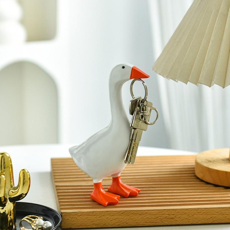 Cute Resins White Duck Sculpture Magnetic Keychain Holder Hanger Minimalists Home Decors For Shelf Or Entryway Ornament