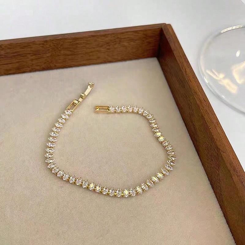 

Luxury Silver Color Oval Zircon Bracelet Bangle for Women Anniversary Gift Jewelry Wholesale Valentine s Day Drop Shipping