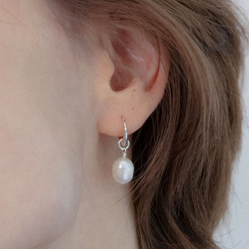 TACIT Baroque Pearl Drop Small Earrings