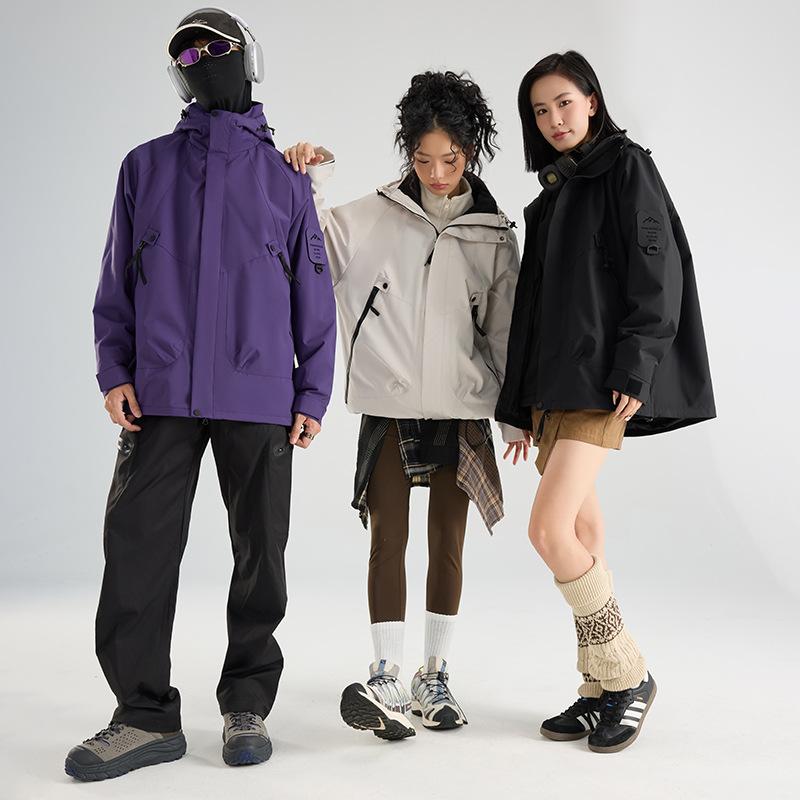 Dragon Fruit Jacket Outdoor Three-in-one Women's Small Windproof Waterproof Travel Jacket Mountaineering Suit
