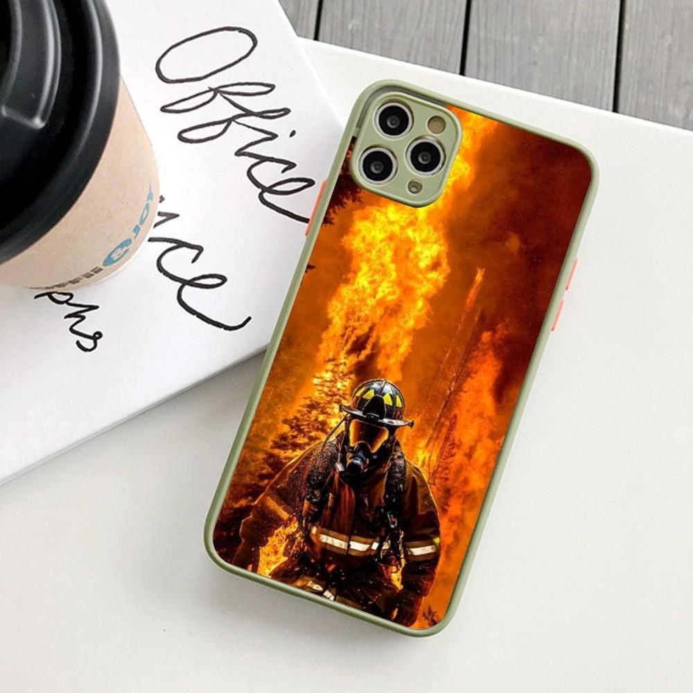 Firefighter Heroes Fireman Luxury Phone Case For IPhone 14 11 12 13 Mini Pro Max 8 7 Plus X XR XS MAX Translucent Matte Cover