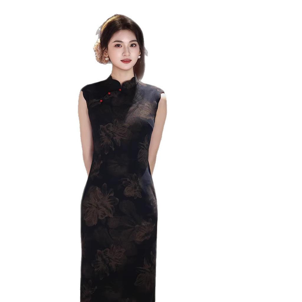 Yuetang retro improved new Chinese navy blue sleeveless cheongsam women's 1011 spring new models can be worn daily young models