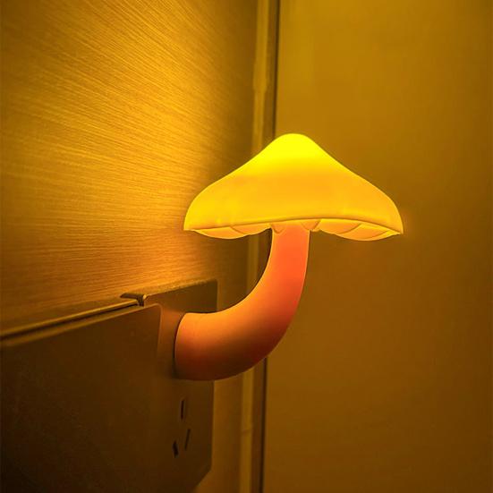 Senzorové LED noční světlo Kreativní tvar Automatické zapnutí/vypnutí Energeticky úsporné Plug-Play Bez blikání Ochrana očí Roztomilá houbová noční lampa