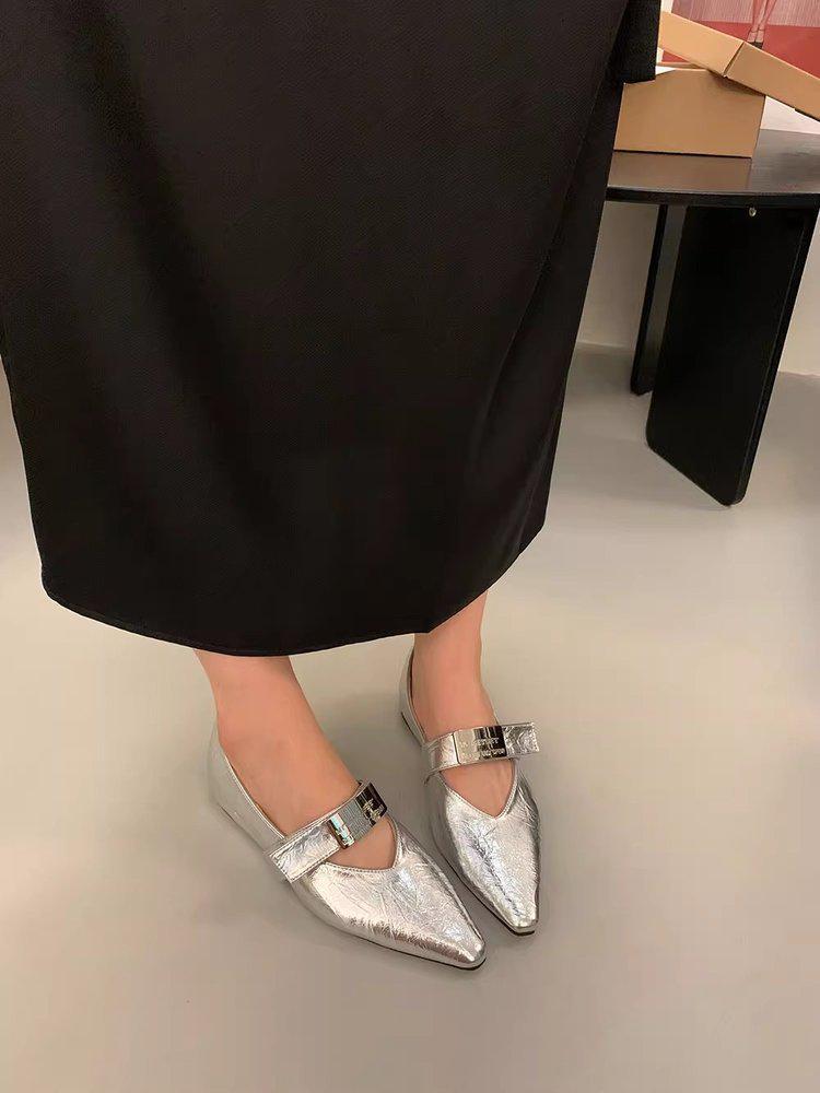 TK Plus Size Low-Cut Pointed Toe Flat Women's Shoes in Black or Burgundy Synthetic Leather