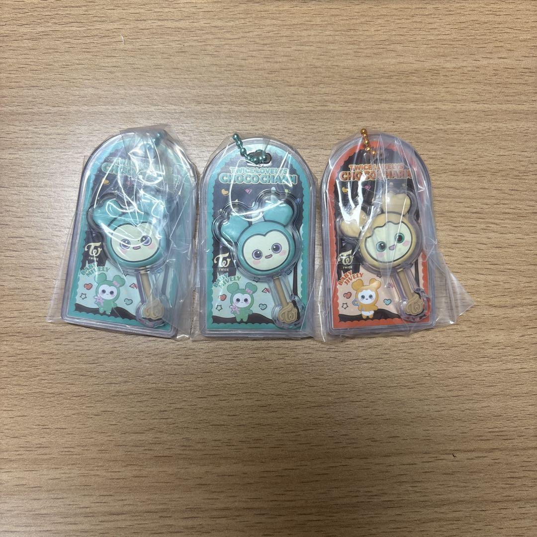 

[Б/У] TWICE LOVELYS Шоколадное печенье и сыр Джинхён