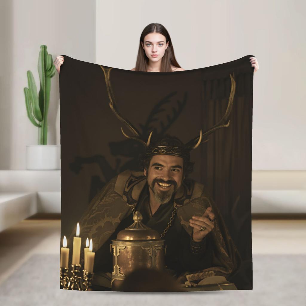 Lyonel Baratheon Throw Blanket Comfortable Funny Blanket  For Living Room Travel Office Flannel Bedspread Bed Cover
