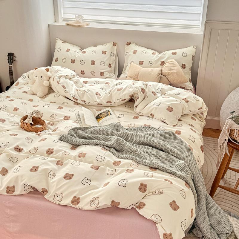 Bedding Four-piece Set Skin-friendly Breathable and Comfortable, Small Floral Washed Sheets Quilt Covers Pillowcases