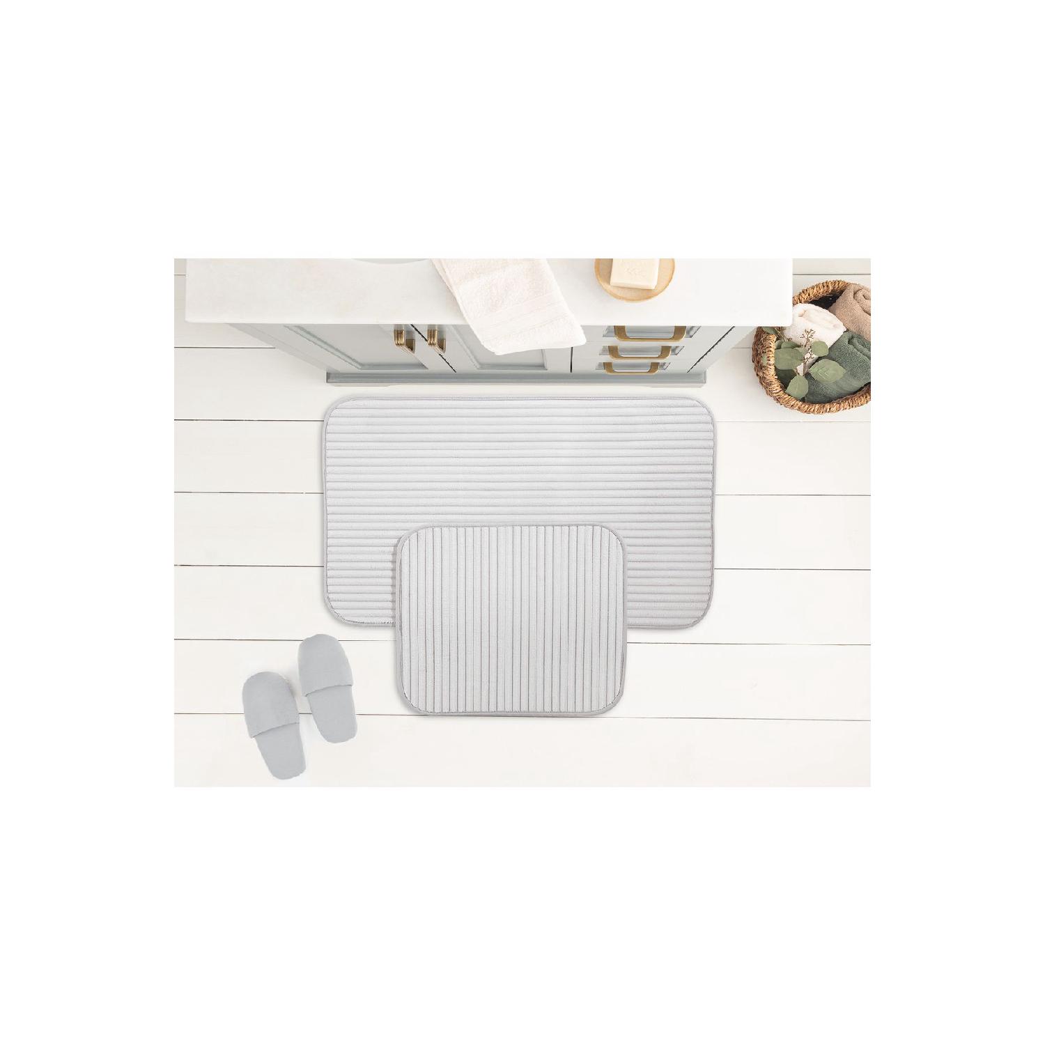 

Mathlda Bath Mat