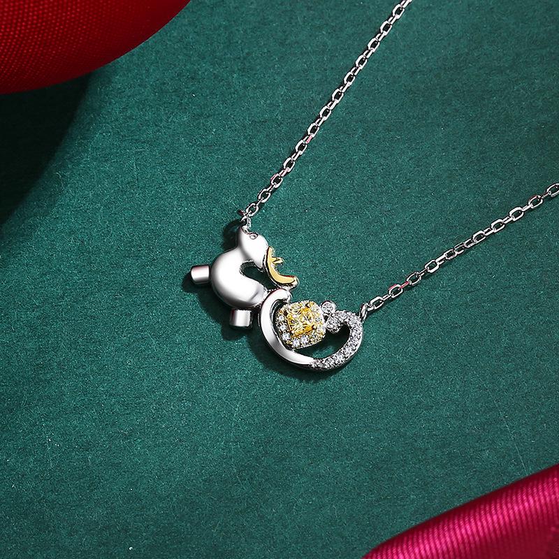 2023 Mori Style Reindeer Pendant Necklace - Holiday Gift for Girlfriend