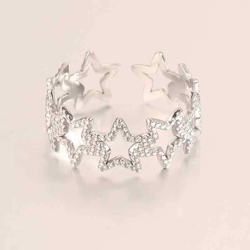 Popular Fashion Stainless Steel Heart-shaped Open Ring for Women, Light Luxury, Niche, High-end Style Finger Ring, 18K Gold Ring