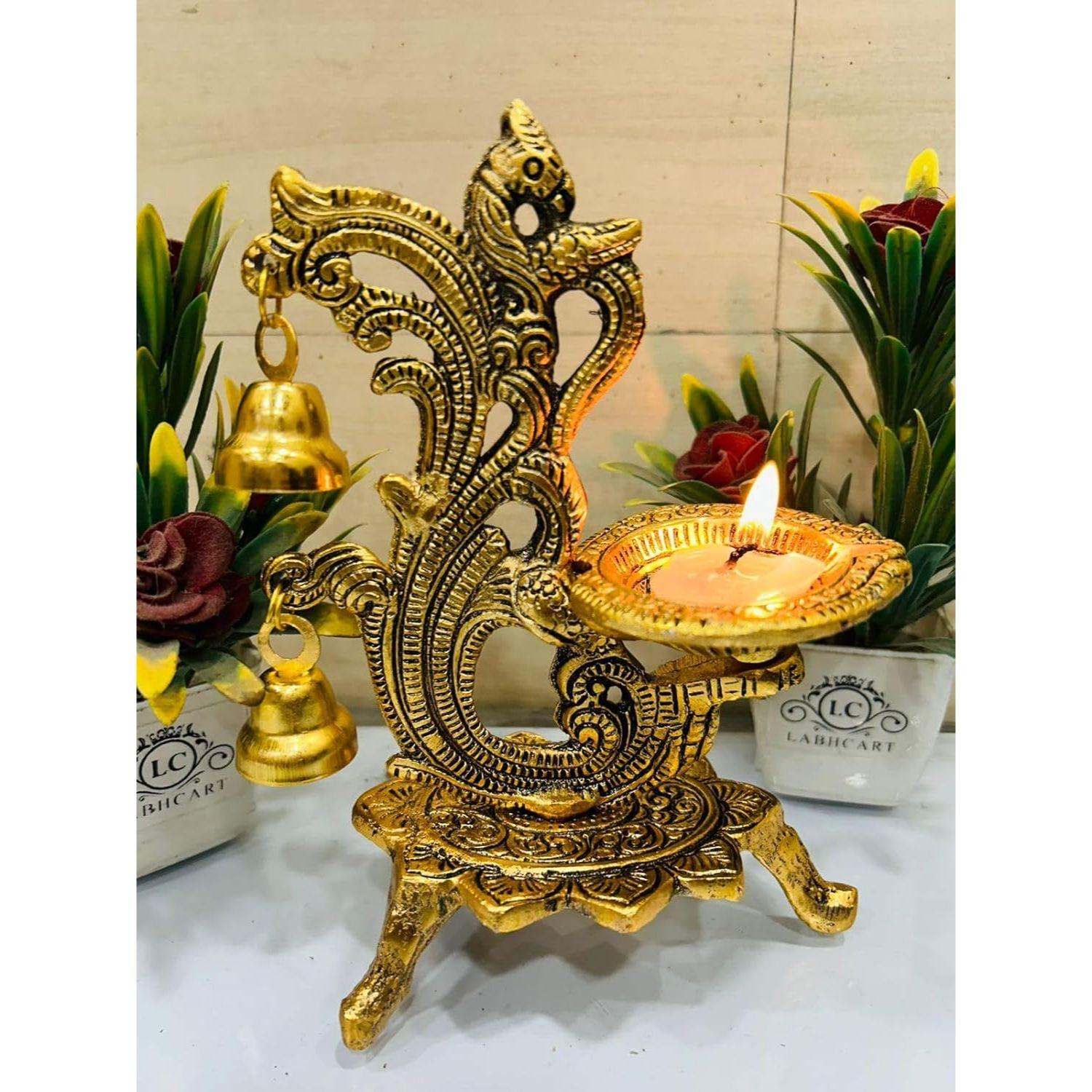 

Этническая латунная дия с резным дизайном павлина и колокольчиком, антикварная латунная масляная лампа, латунные дии для дома, размер - 8 дюймов, стандартный, упаковка из 1 шт.