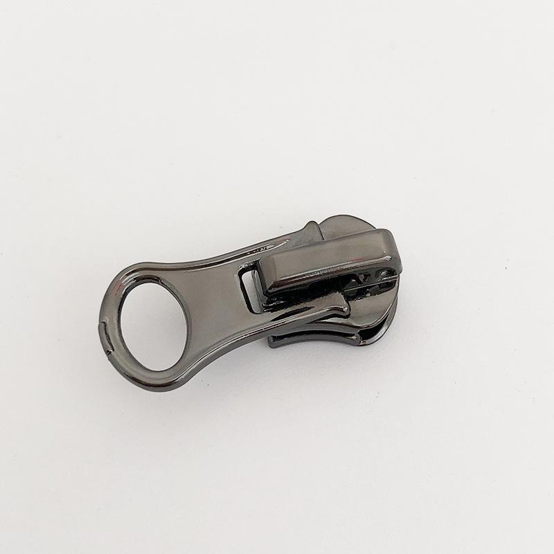 Universal Metal Zipper Puller for Duvet Covers, Backpacks, and Jackets