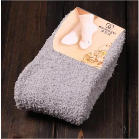 Winter Warme Weiche Korallenfleece Samtsocken für Damen, Gemütliche Bettsocken in Unifarben