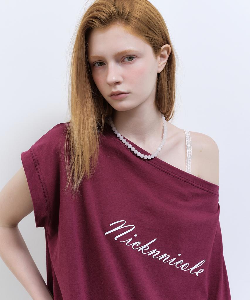 Nigaennikol Lettering Off Shoulder Top_Plum