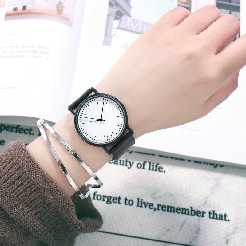 Uhr Studentin Einfach Trend Sport Lässig Männliche Atmosphäre Retro College-Stil Partneruhr