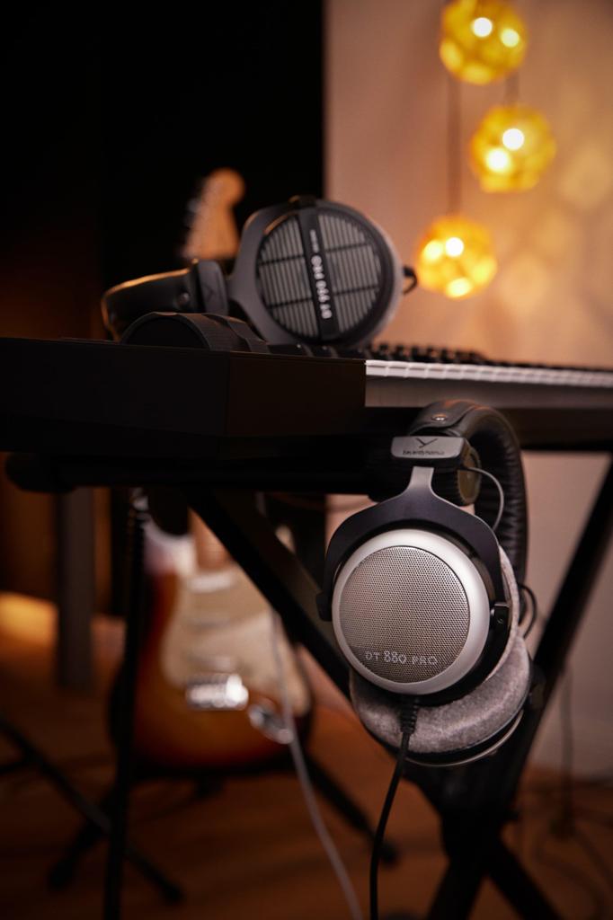 Beyerdynamic Overhead Headphones Professional Use DT 880 PRO Semi-open