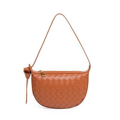Gewebte Damentaschen mit hochwertiger Haptik, Satteltaschen, Handtaschen, Schulter- und Achseltaschen, modische und ausgefallene Halbmondtaschen
