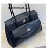 Premium Texture Fashion Shoulder Bag Large Capacity Commuter Tote Bag Versatile Old Retro Armpit Bag