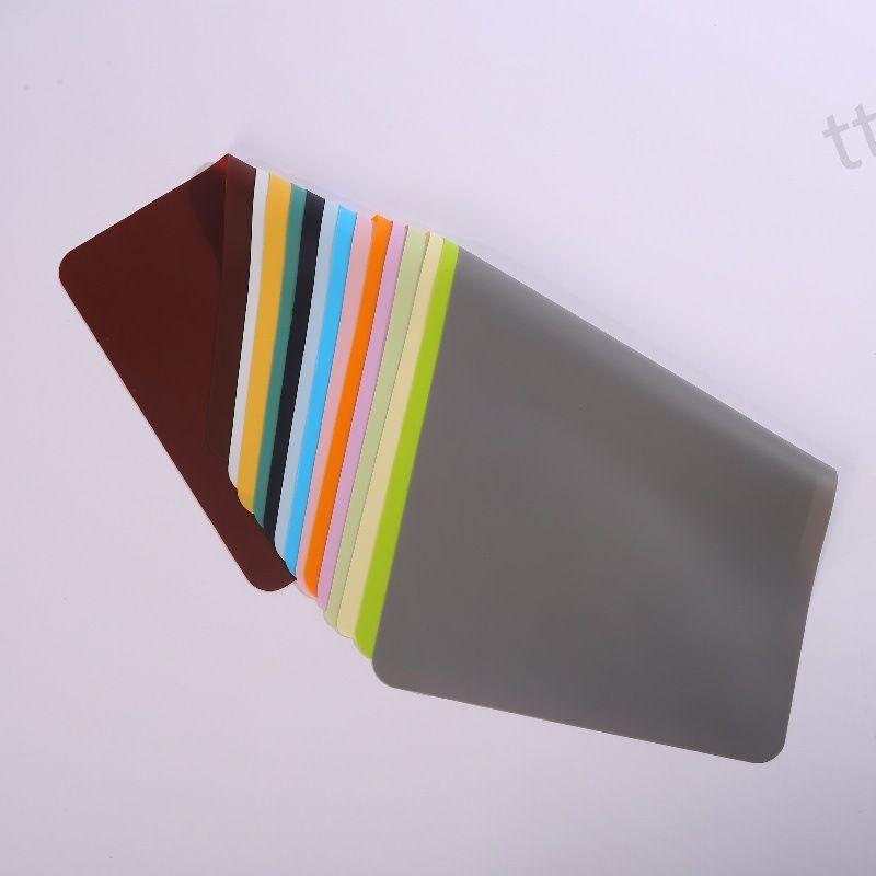 Heat-resistant silicone placemat 40 cm x 30 cm 1 piece.