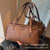 Large-capacity Retro Bag Women's Autumn and Winter Versatile 2025 New Simple Shoulder Bag Popular Commuter Tote Bag This Year