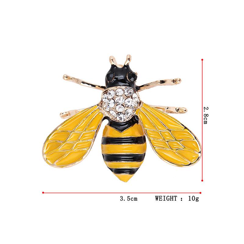 Stylish And Cute Mini Bee Brooch Versatile Rhinestone Drip Enamel Insect Pin Coat Suit Accessories