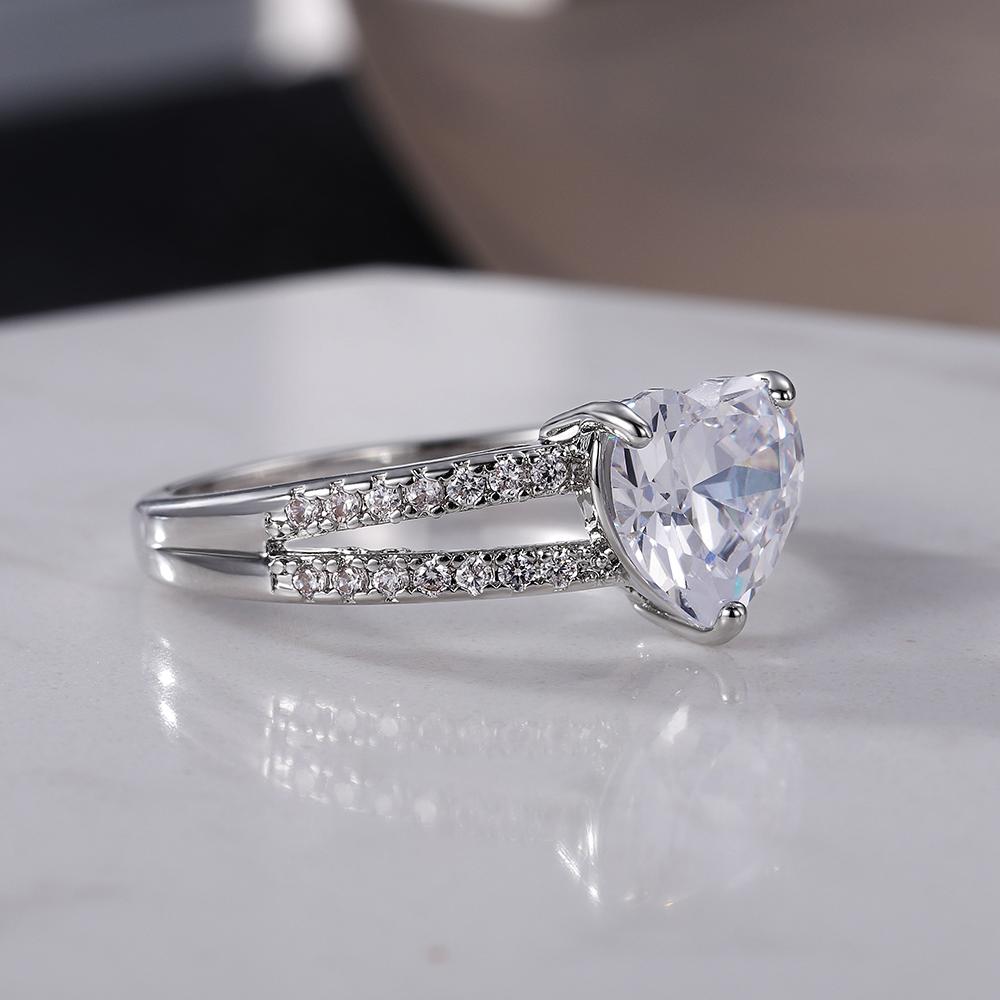 New Romantic Heart Wedding Rings for Women Shiny Cubic Zirconia Elegant Female Accessories Party Delicate Gift Trendy Jewelry