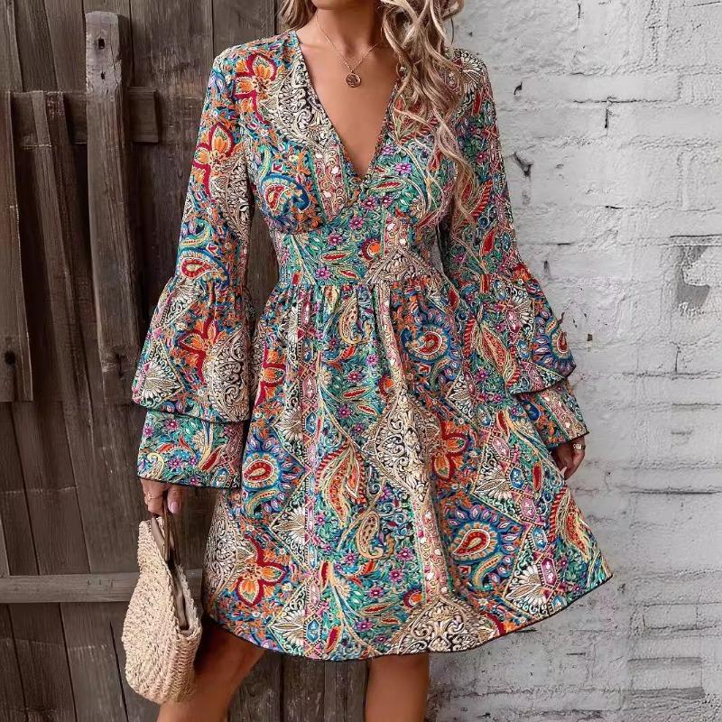Autumn/winter Elegant Women's Floral Print V-neck Dress with Flared Sleeves