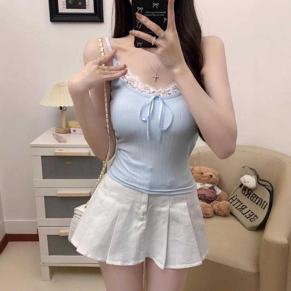 Lace Patchwork Ribbed Tank Top with Chest Pads and Slimming Fit for Women