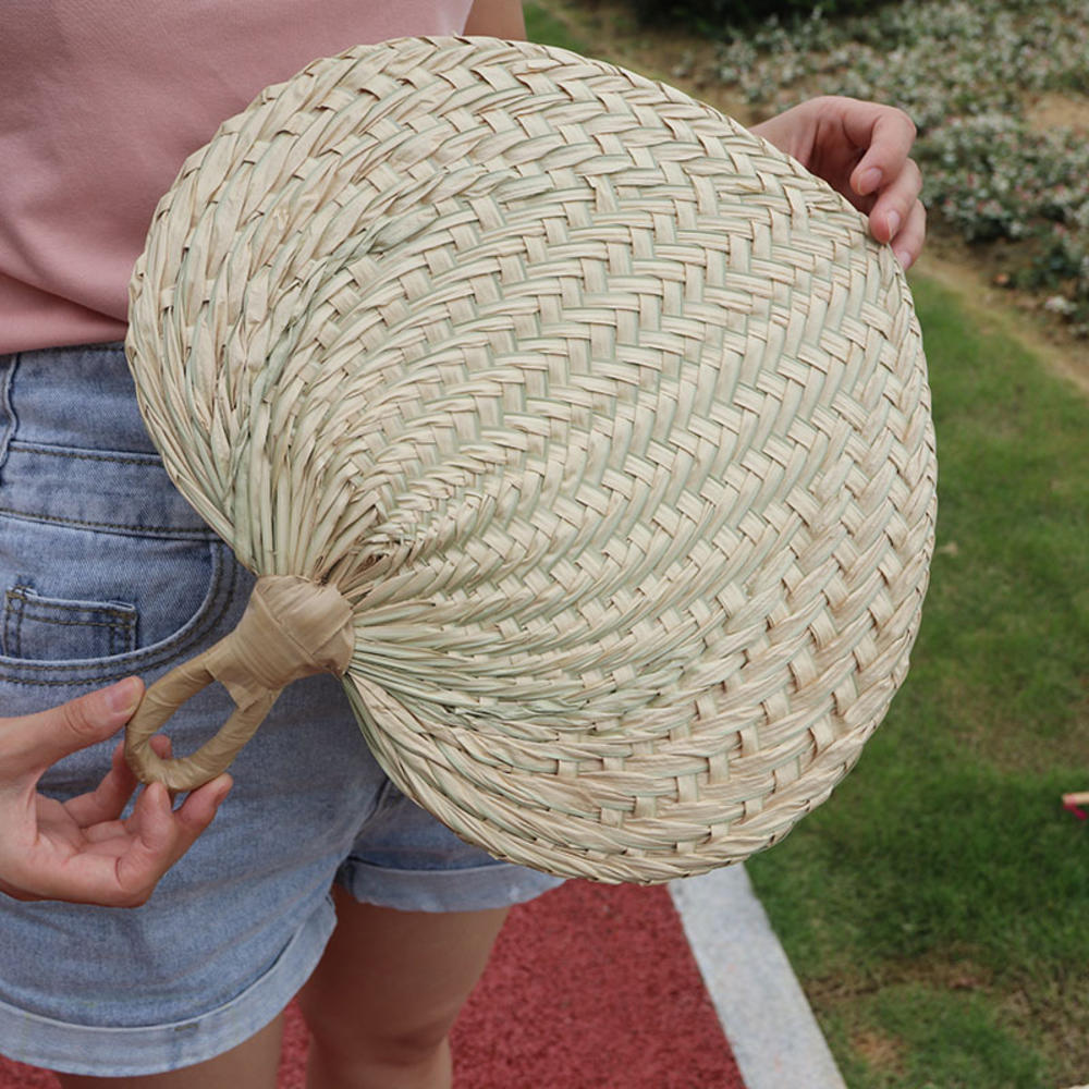 1pc Chinese Style Pure Hand Woven Craft Fan Summer Mosquito Repellent Fan Natural Palm Leaf Hand Shake Fan Home Decoration