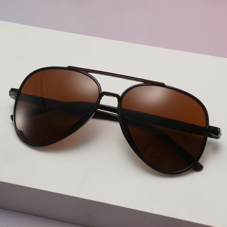 Hot Sale Aviator Sunglasses Gradient Lens Modern Fashion Double Bridges Sun Glasses for Daily & Street Style KJ134
