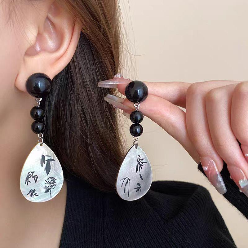 Steel Fun Zircon New Chinese Style Fan Shell Pendent Long Tassel Dangle National Style Earrings for Women Zircon Gift 2024