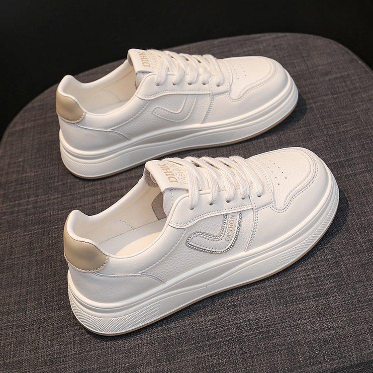 Little White Shoes Women's 2025 Spring and Autumn New Popular Versatile Leather Lightweight Non-slip Flat Bottom Sports Student Board Shoes Women