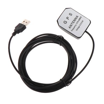 Módulo receptor GPS con antena externa e interfaz USB para posicionamiento y navegación en vehículos.