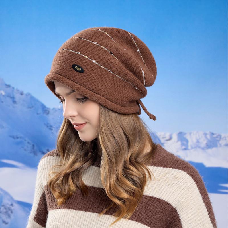 Winter Knit Beanie With Rolled Edge And Design For Casual And Sport Use