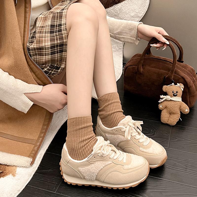 

Версия, сохраненная самостоятельно~ Хлопковые туфли на мягкой подошве из овечьей шерсти 2025 зима новые ретро и тонкие спортивные и повседневные бархатные туфли Forrest Gump 40