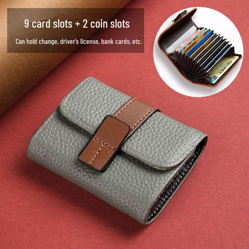 

Компактная женская визитница: Стильный дизайн, большая вместимость, антимагнитное покрытие, несколько отделений для удостоверения личности и водительских прав, функциональность «два в одном». 11 slots