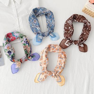 Accessoires – Sjaals en hoofddoeken