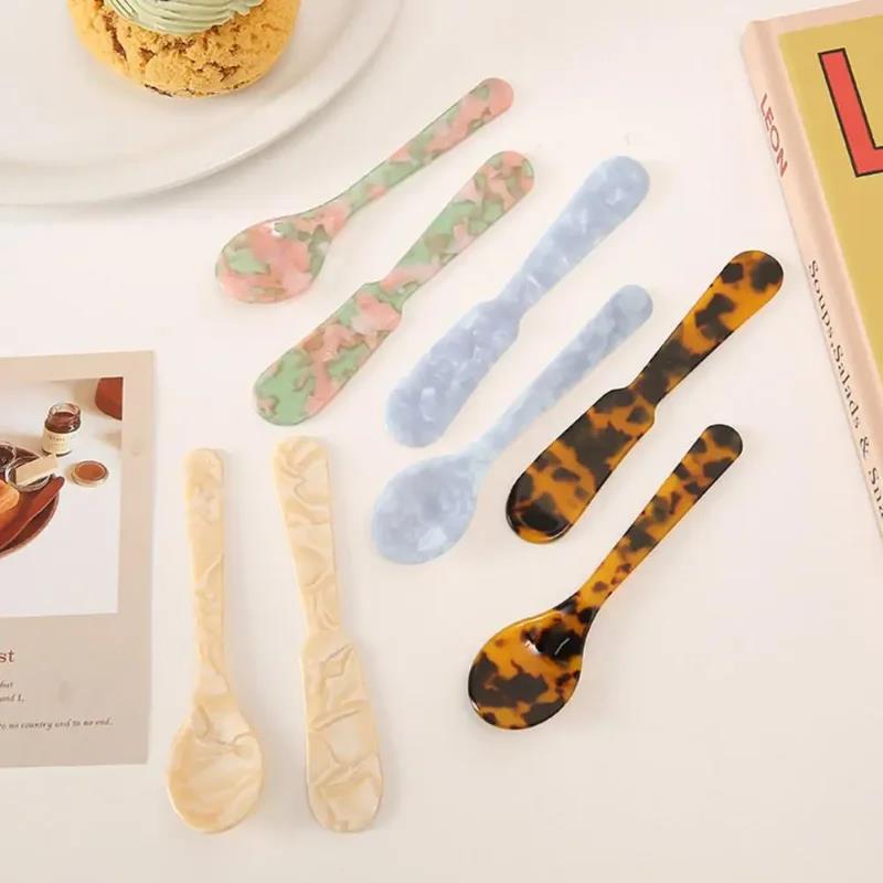Hot Sale Practical Decorative Acrylic Ice Cream Spoon Unbreakable Unique Pattern Tableware Cake Butter Cutter