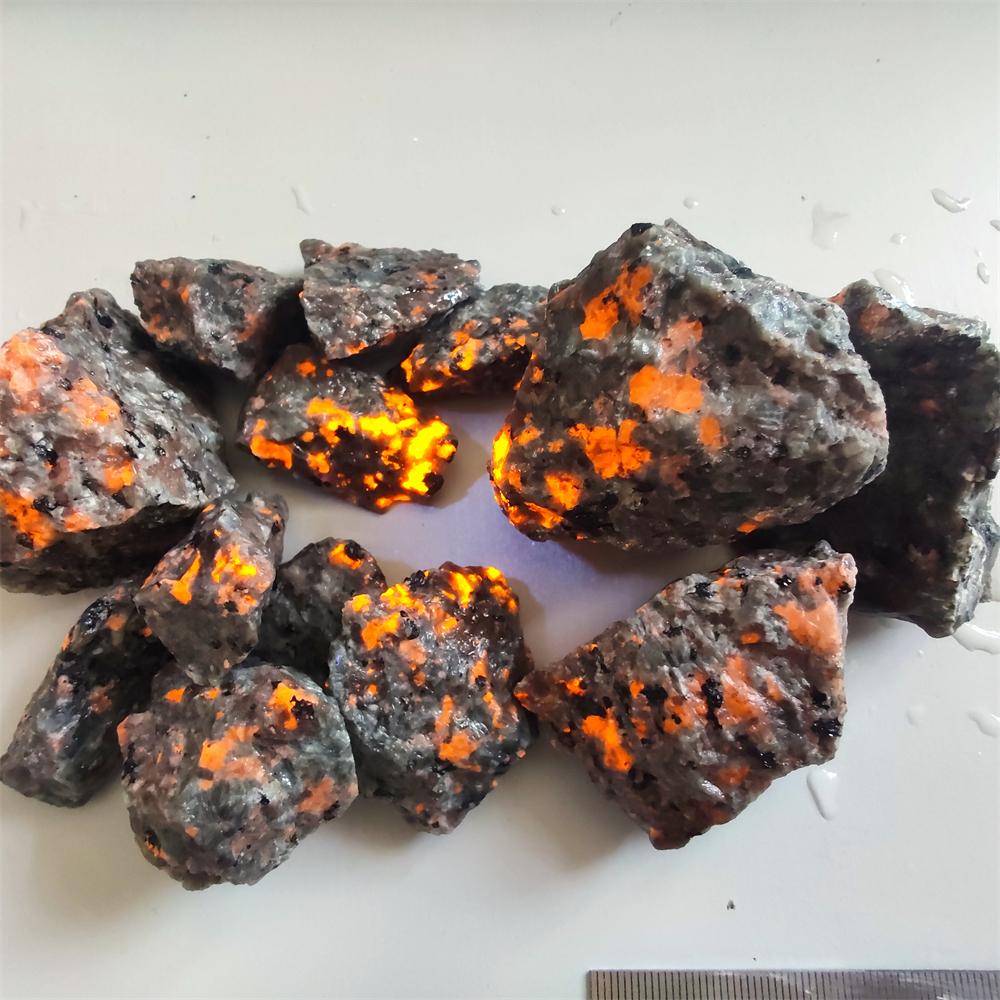 Natural Flame Stone Rough Stone Crushed Stone Crystal Decorative Ornaments, Flame Stone Scented Stone Rough Stone Diffuser Stone (as the picture,1-2cm)