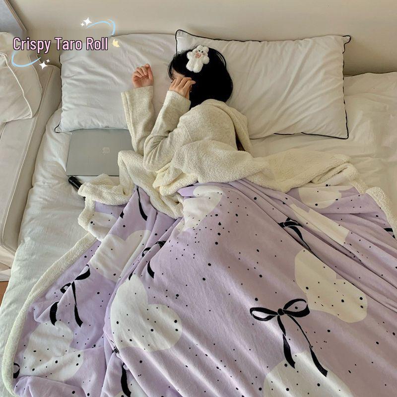 Cozy Lamb Fleece Blanket - Soft, Warm Shawl for Office, Sofa, or Dorm Naps.